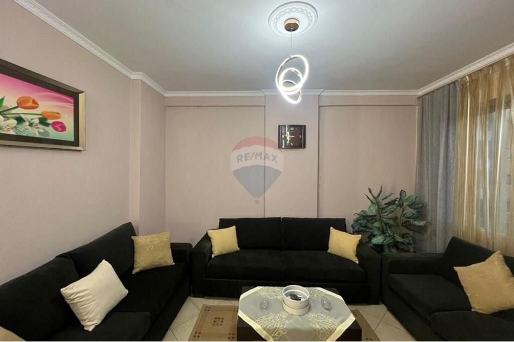 APARTAMENT 1+1, ASTIR PRANE UNAZES. !