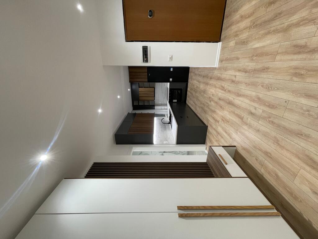 Shitet apartament 1+1 tek Rruga Fortuzi