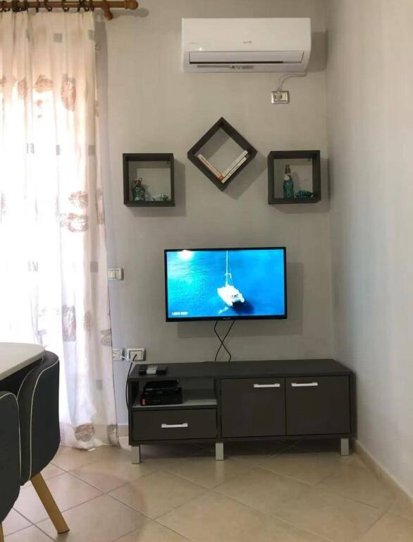 AFFITTASI APPARTAMENTO 1+1 – VIA CAJUPI, VLORE!!