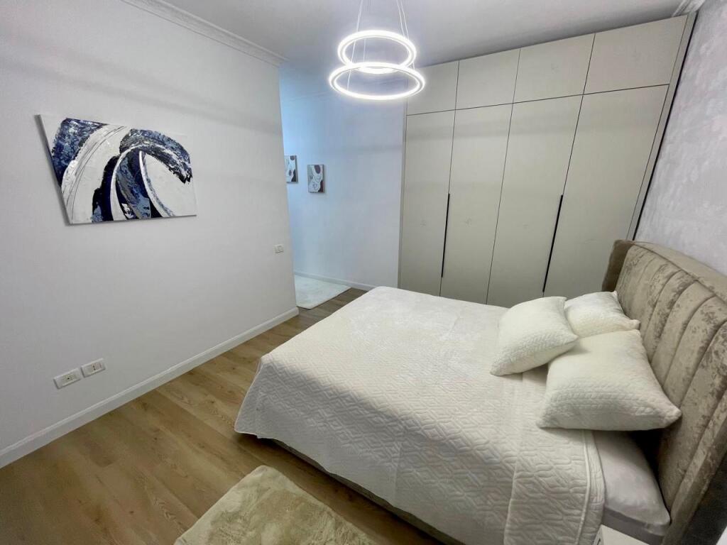 📣 VENDESI Appartamento 2+1 📍 Astir Tirana, Vicino a “Eja Studio” ✨