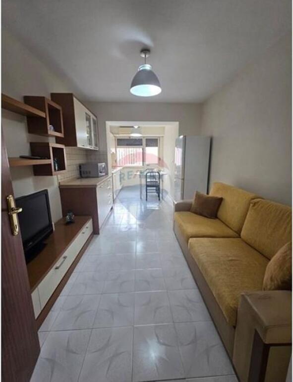 Jepet me Qira Apartament 3+1 te Shkolla e Baletit !