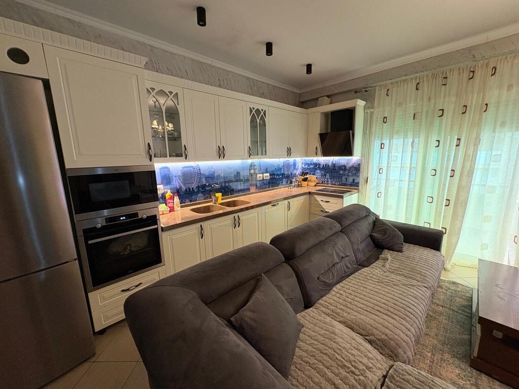 For sale, Apartment 2+1, Vlore