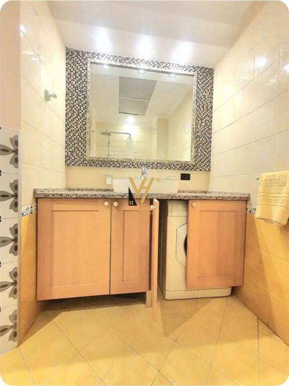 VENDESI APPARTAMENTO 1+1 E MONOLOCALE IN CENTRO 315.000 EURO