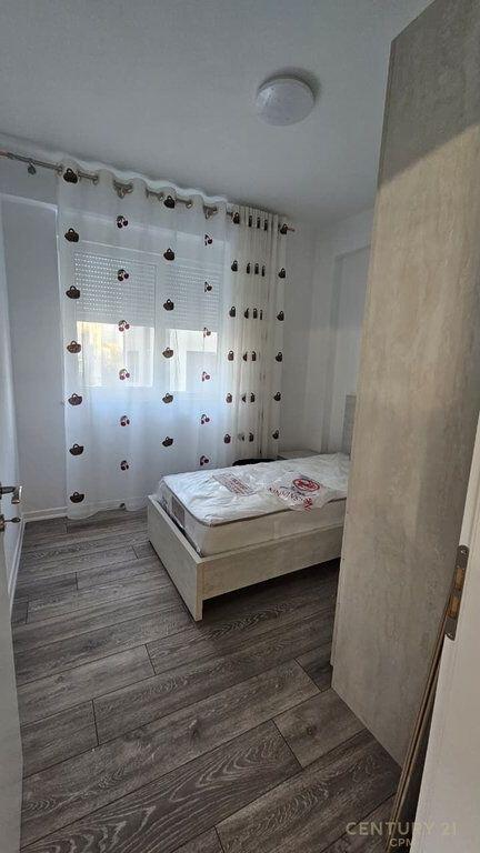 APARTAMENT 2+1 PER QIRA TE KOMPLEKSI FZ Liqeni Thate! 700 € /Muaj