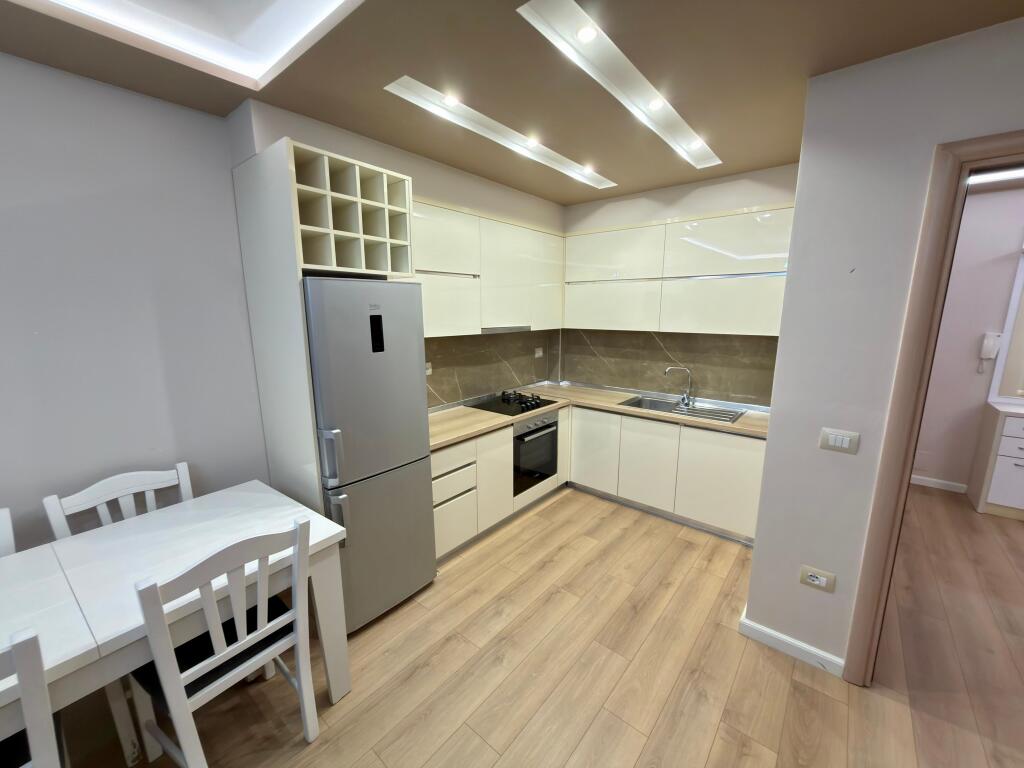 📣 AFFITTO SUPER Appartamento 1+1 📍 Lago Asciutto, Tirana ✨