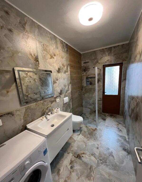 APARTAMENT 2+1 ME QIRA SHESHI WILLSON