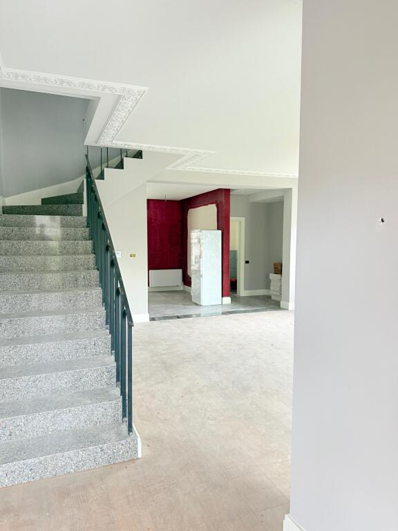 🏡 2 Adjacent Villas for Rent – Sauk, near the Brigades Palace