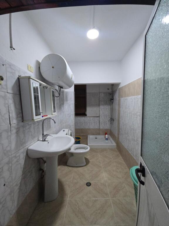 APARTAMENT 1+1 ME QERA PRANE VALA PARK DURRES