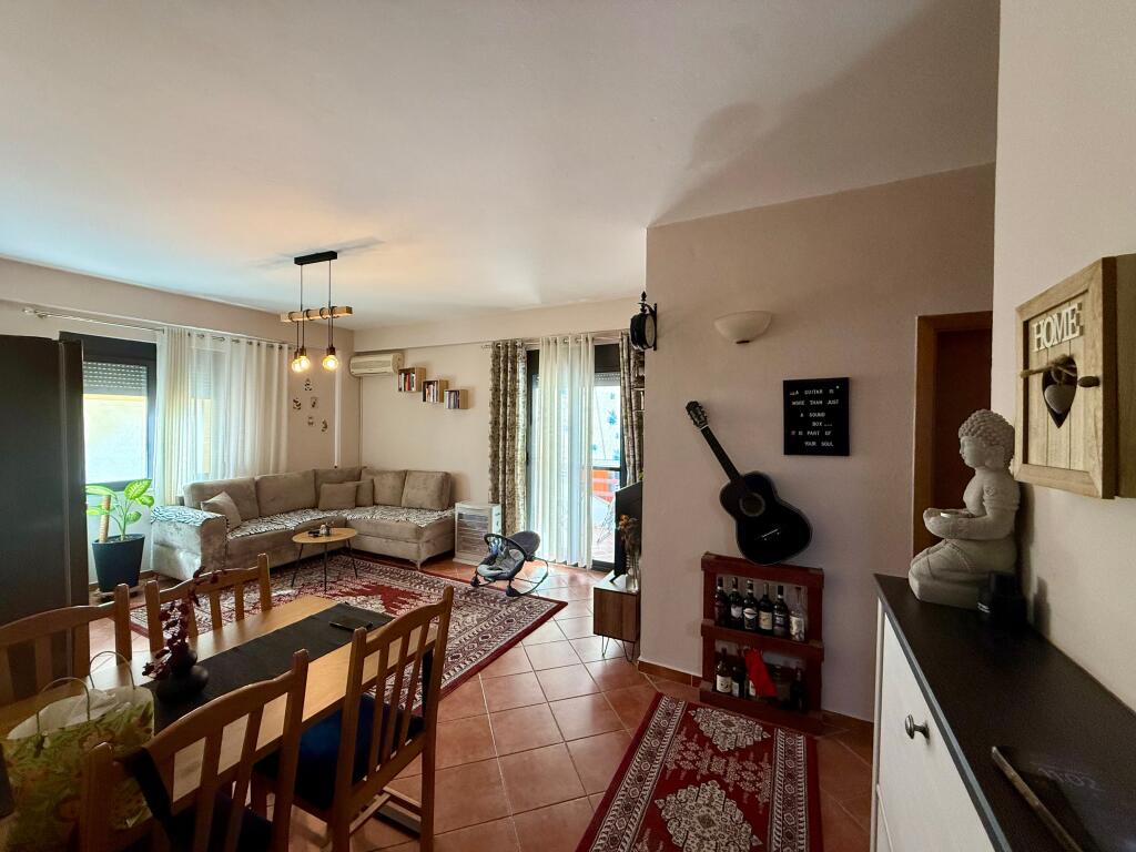 Shesim apartamentin ne zonen e plazhit