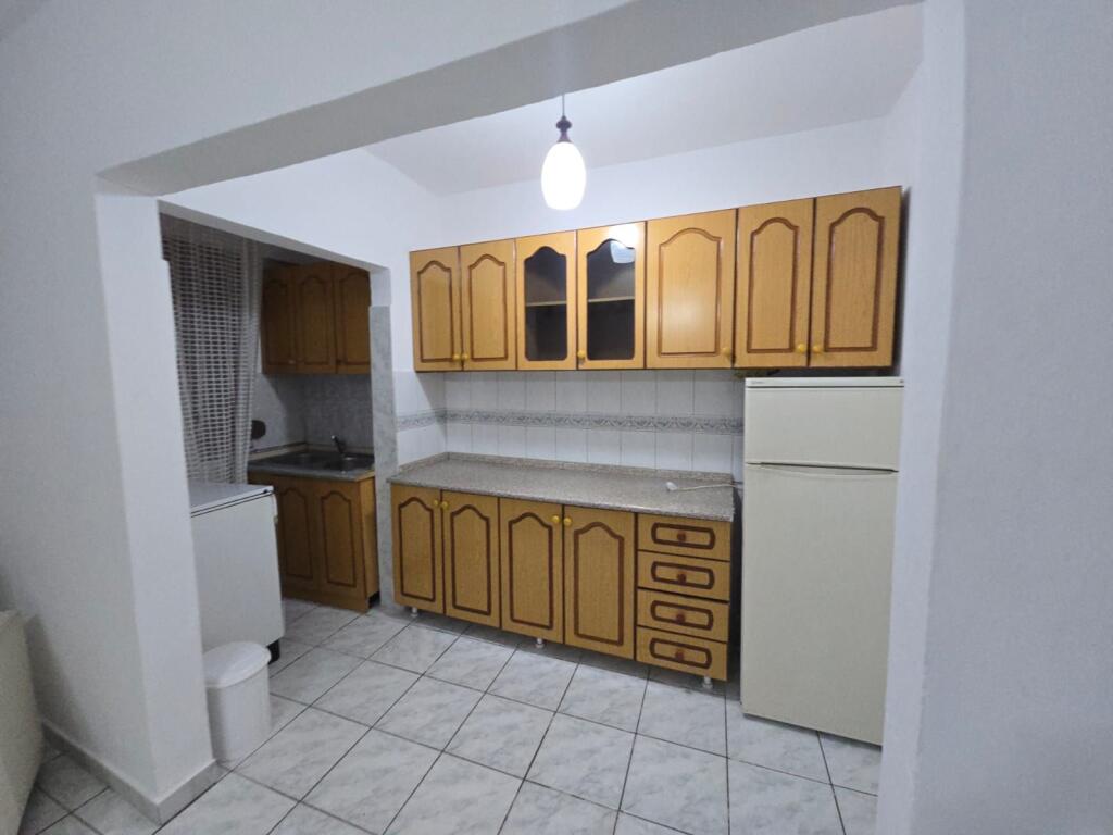 APARTAMENT 1+1 ME QERA PRANE VALA PARK DURRES