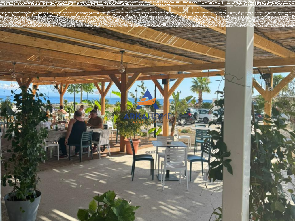 BAR RESTAURANT FOR RENT 400 M² "QEPARO, HIMARË" 45,000 EURO