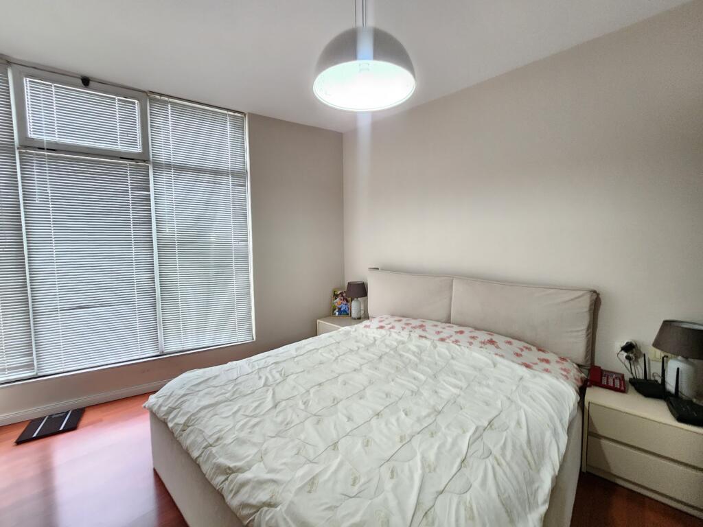 Jepet me qira apartament 1+1 ne Qender