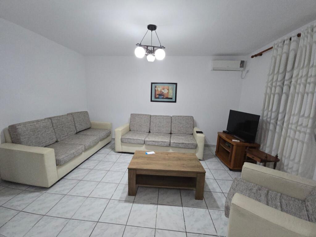 APARTAMENT 1+1 ME QERA PRANE VALA PARK DURRES