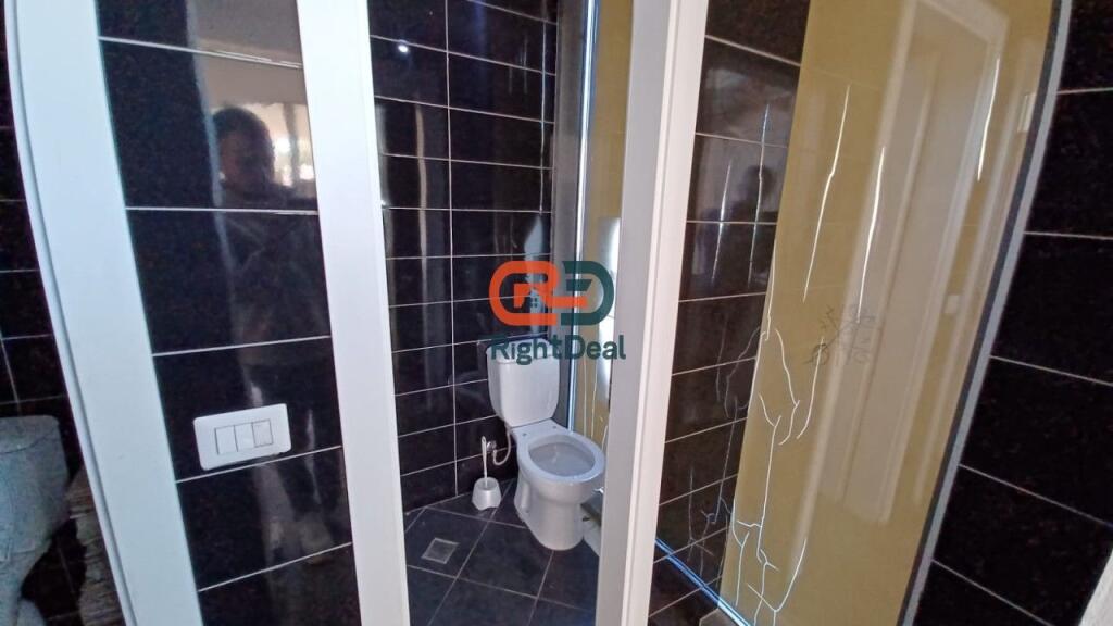 At Tower Bridge Complex 3, Business Unit for Sale, With Glass Facade Ideal for Investment!!