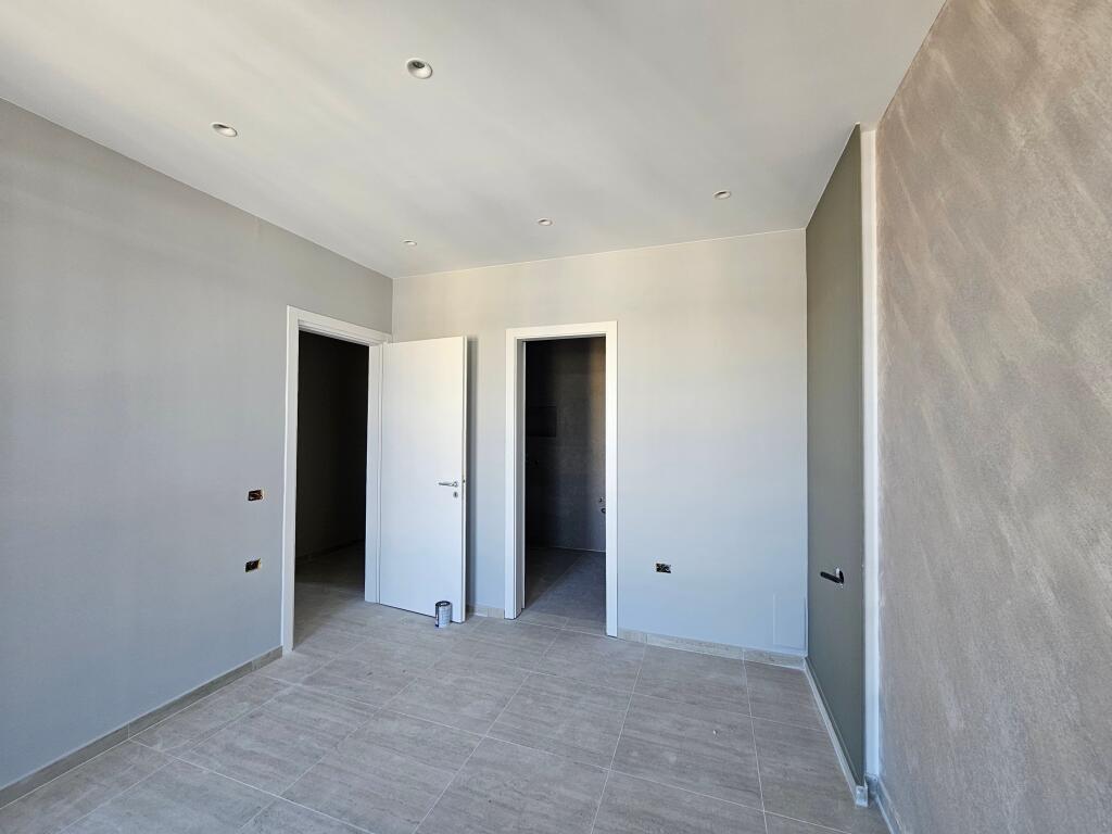 SHITET APARTAMENT 2+1+2 + POST PARKINGU UNIVERSE CITY