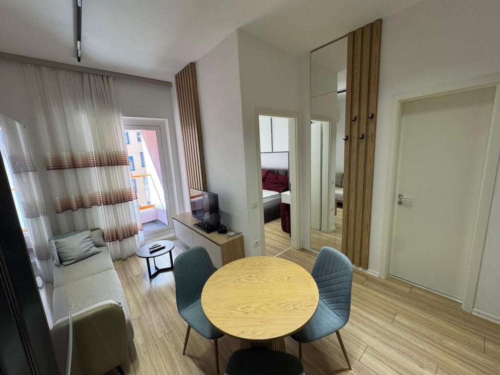 Apartment for rent 1+1 Mangalem 21