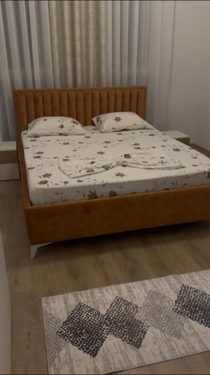 Apartament me Qira në Univers City