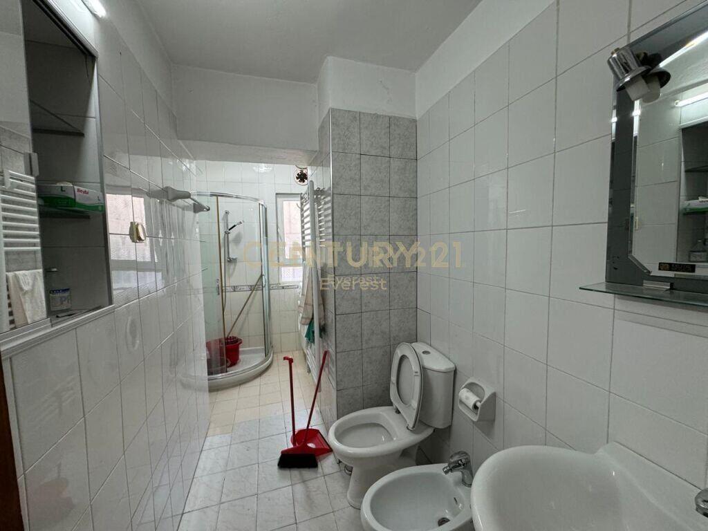 Apartment 4+1 for sale at the new Maternity
