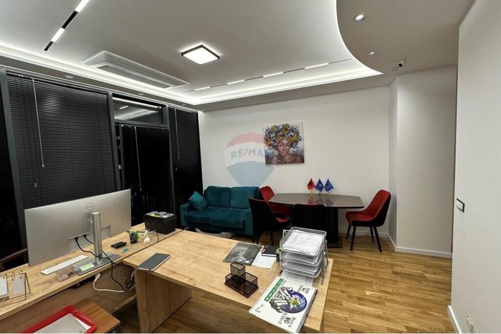 Zyre me qira ne Lake View Residence