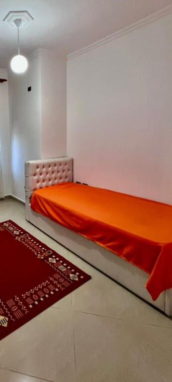 Apartament me qera 2+1