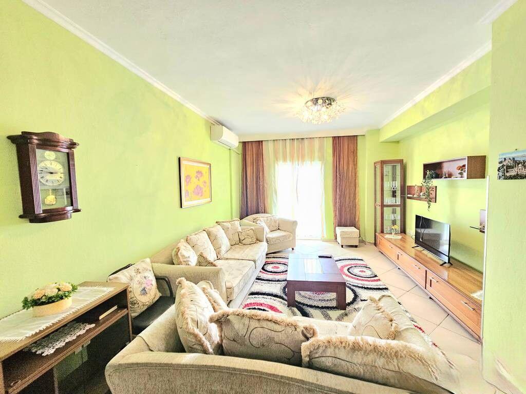 APARTAMENT 2+1 PER QIRA PRANE ZOGUT TE ZI 650 € /Muaj