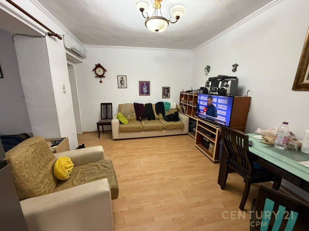Shitet Apartament 1+1 – Rr. Hoxha Tahsin