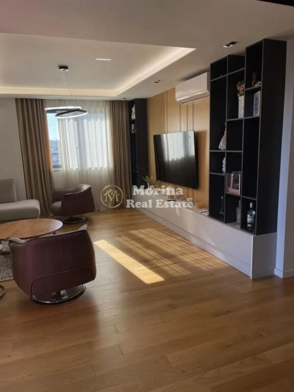 Qera, Duplex 3+1+3, Astir, 1200 Euro/Muaj