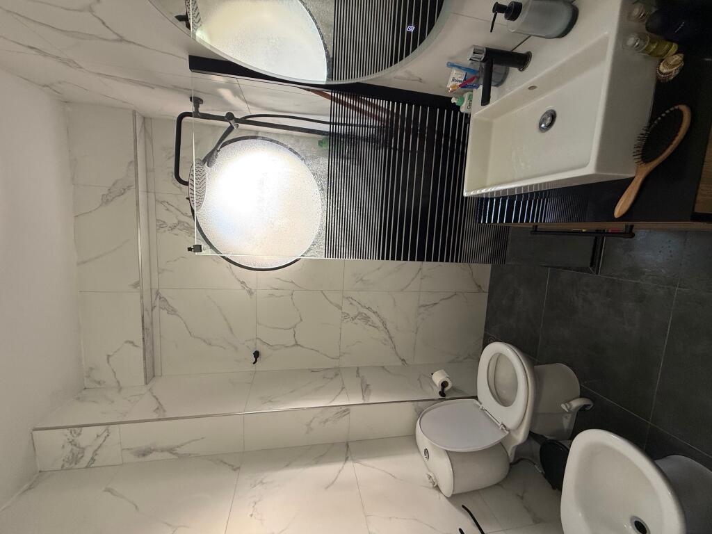 Shesim apartamentin ne zonen e plazhit