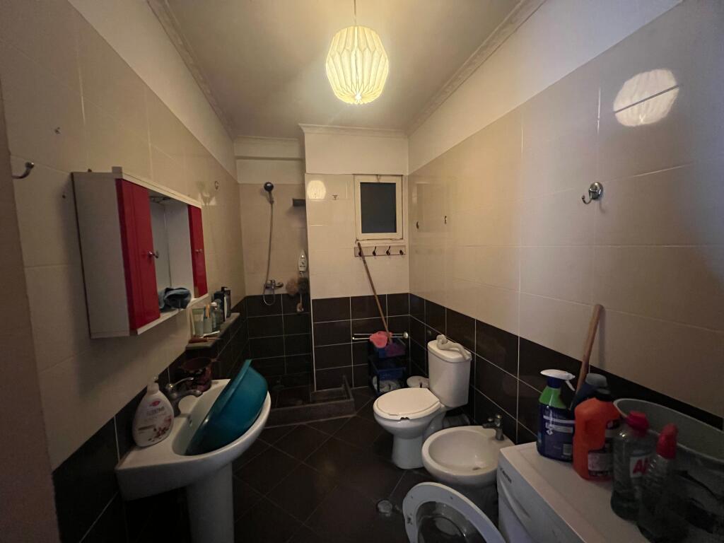 2+1 In Affitto, Eja Studio, Astir