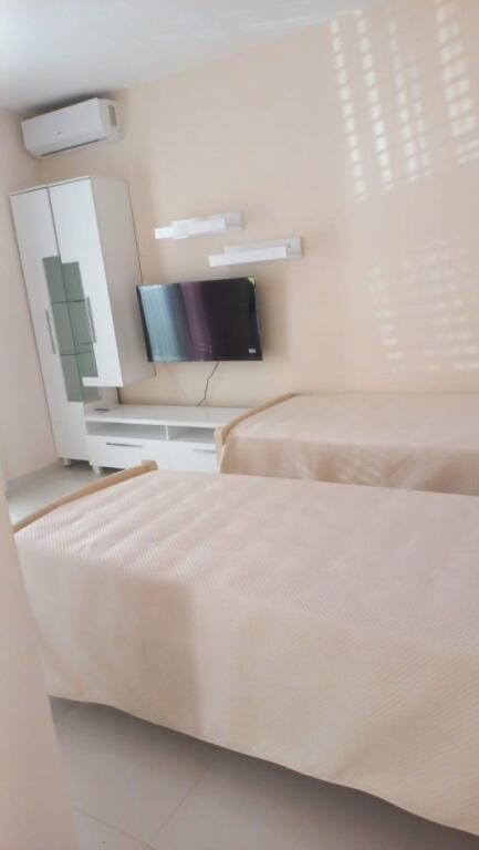 📍 Jepet me Qera Apartament 1+1 tek Ministria e Drejtësisë, Bulevardi Zogu i Pare.