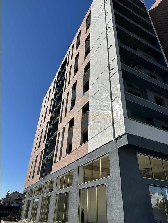 Shitet, Apartament 1+1 Ish Fusha e Aviacionit ,Tirane