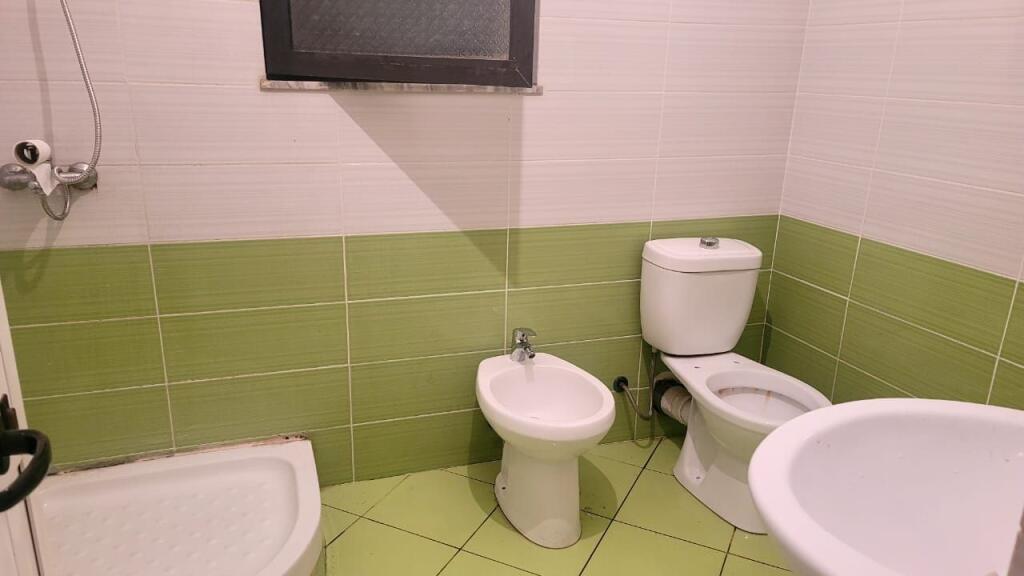 📢 Appartamento 2+1 Vuoto in Affitto ad Astir presso (2 Palmat)