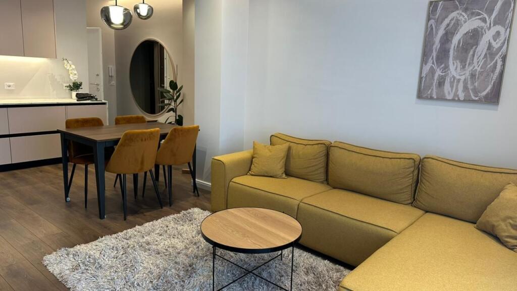 🏡 Jepet apartament 2+1 me qira prane Kika 2, Komuna e Parisit