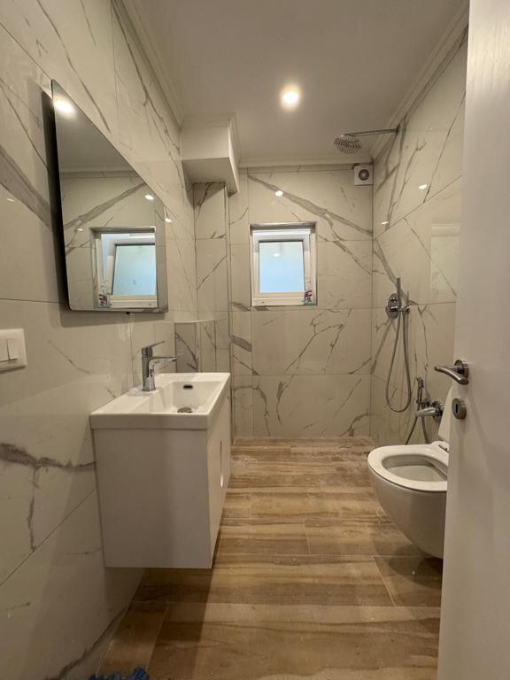 Sell apartment 1+1 and studio, Last Station of New Tirana