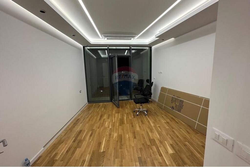 Zyre me qira ne Lake View Residence