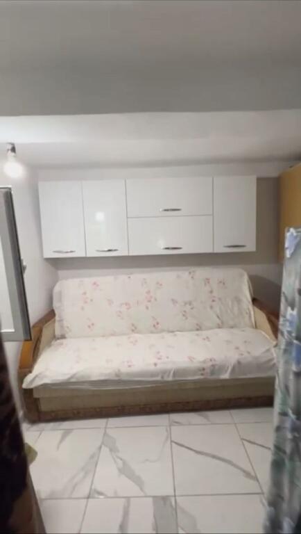 Private house for rent 1+1 (18,000 lek)
