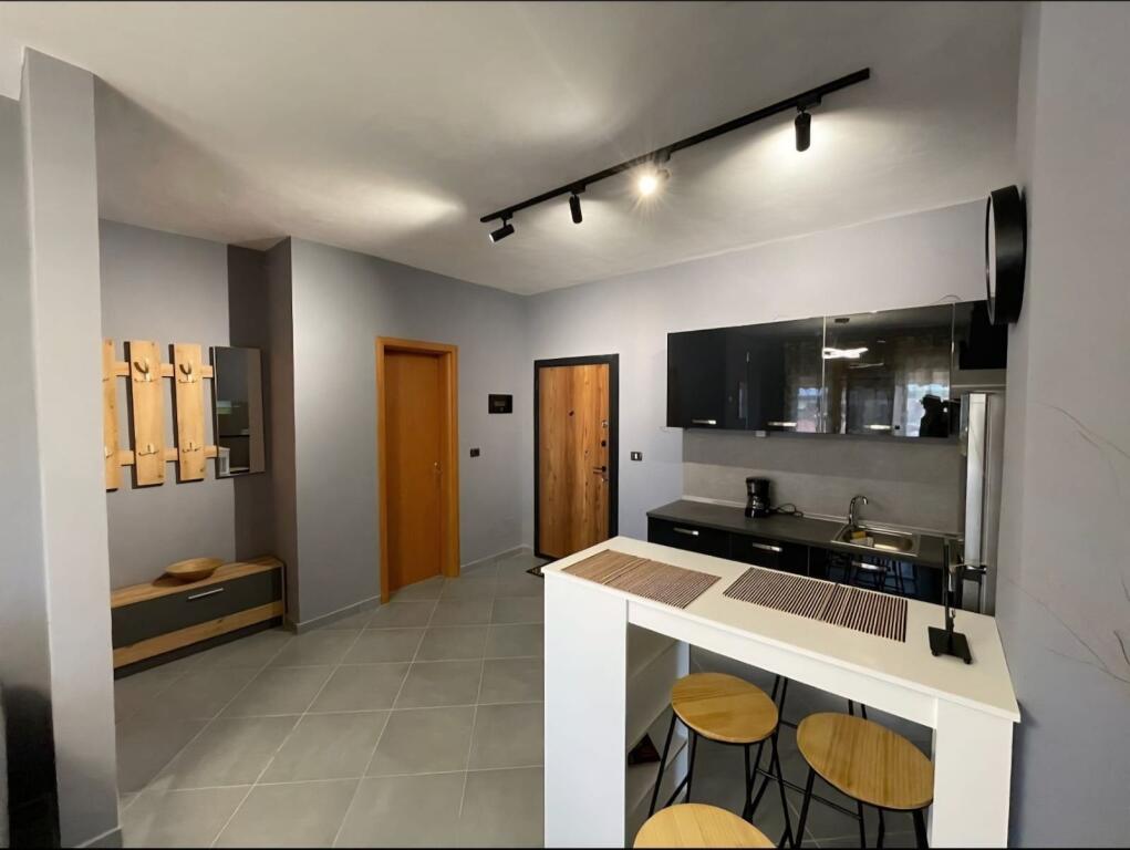 Qera Apartament 1+1 Durres, Plazh