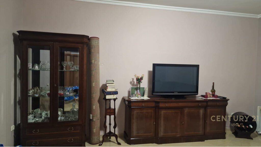 Apartment 2+1 for Sale – Near the Red School