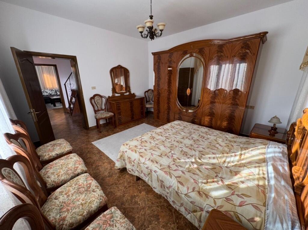 AFFITTASI 2+1 A SELITE