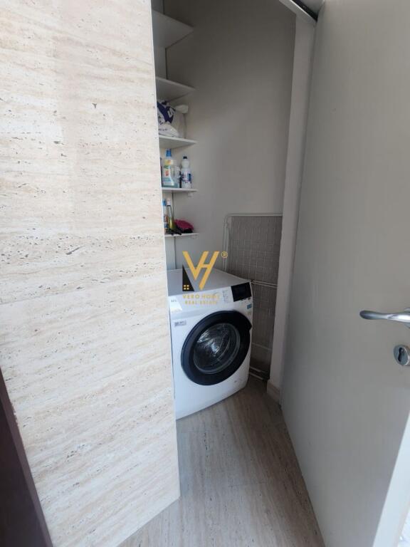 JEPET APARTAMENT 2+1+BLK ME QIRA TE RRUGA E KOSOVAREVE 1.500 EURO