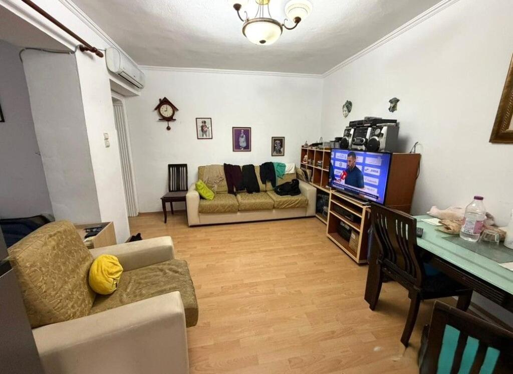 Apartment 1+1 for sale, at Hoxha Tahsim!
