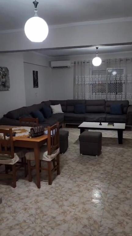 APARTMENT FOR RENT 2+1