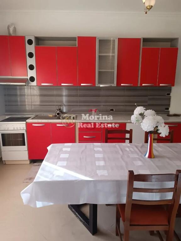 Qera, Apartament 2+1, Universiteti Barleti Selite, 500 euro/muaj