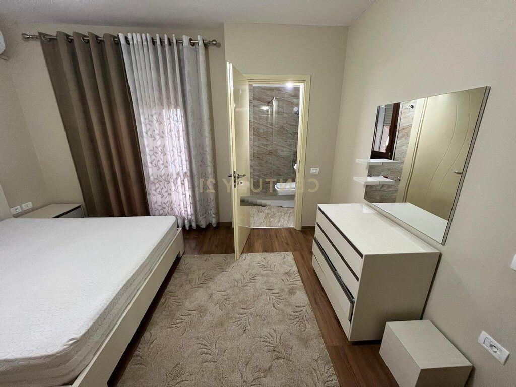 Apartment 2+1+2 for Rent near the Botanical Garden, Tirana