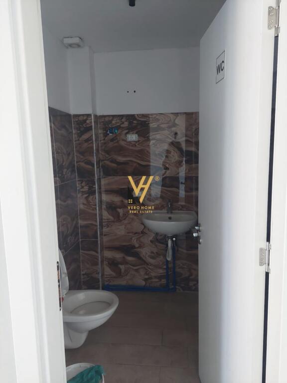 GIVEN SPACE 36 M2 FOR RENT AT PALLATET 3D, SELITE 35,000 LEKE