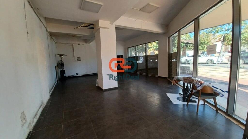 At Tower Bridge Complex 3, Business Unit for Sale, With Glass Facade Ideal for Investment!!