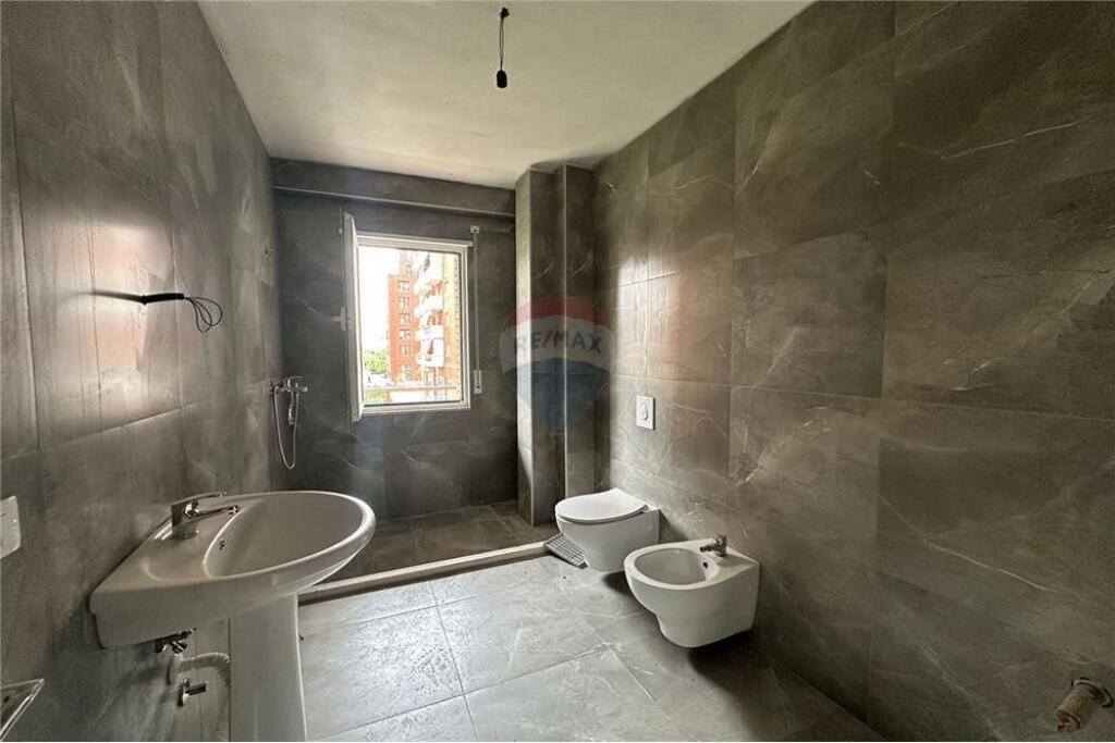 JEPET ME QIRA APARTAMENT 2+1+2, GREEN CITY ASTIR !