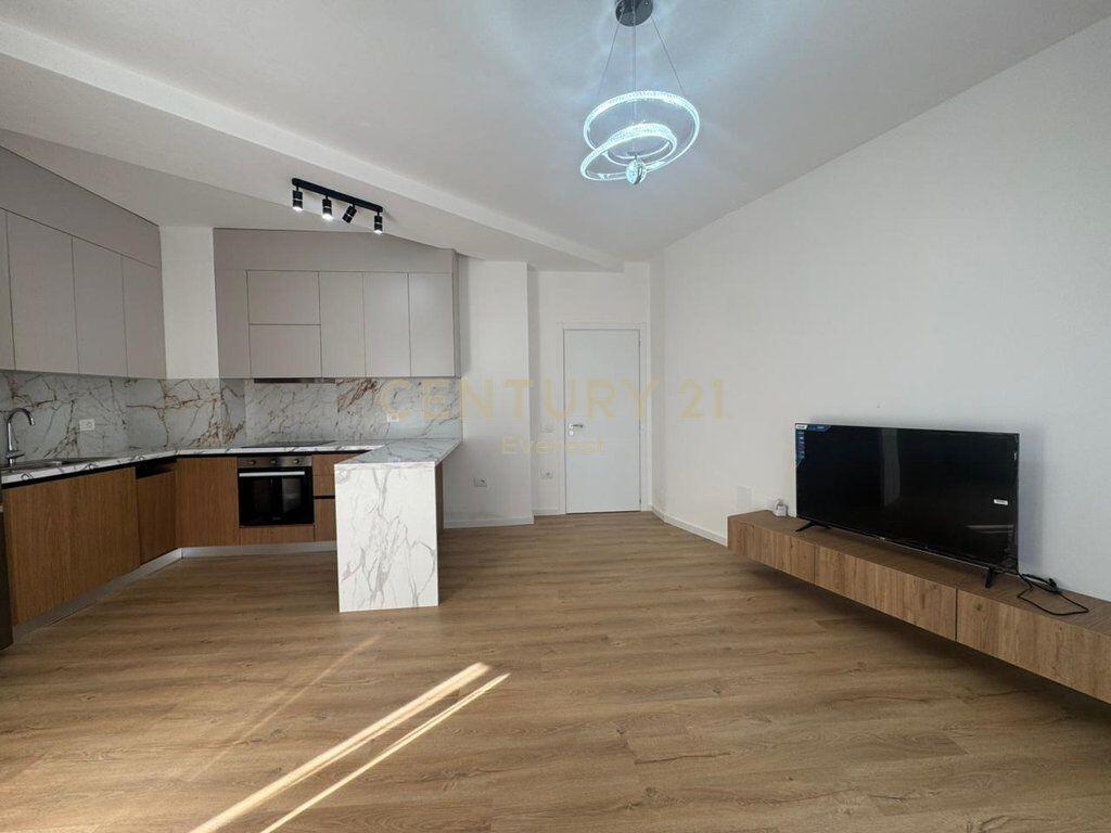 ASTIR, APARTAMENT 2+1+2 PER QIRA 550 € /Muaj