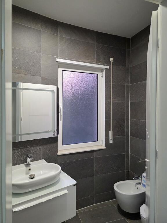 Appartamento 3+1 in vendita – Via Dajti, vicino al Ristorante “2 Luanët”, Tirana