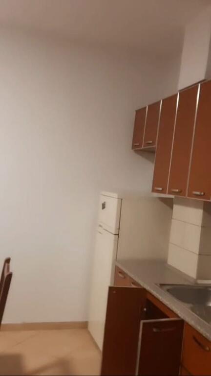 Apartment 1+1, Dry lake!